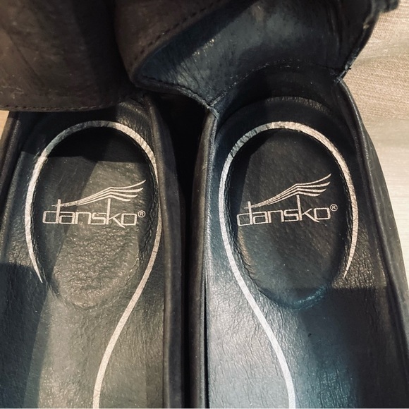 DANSKO Sz 39 Lulu Ankle  Strap Nubuck Suede Round Toe Small Wedge Shoes - Picture 5 of 12